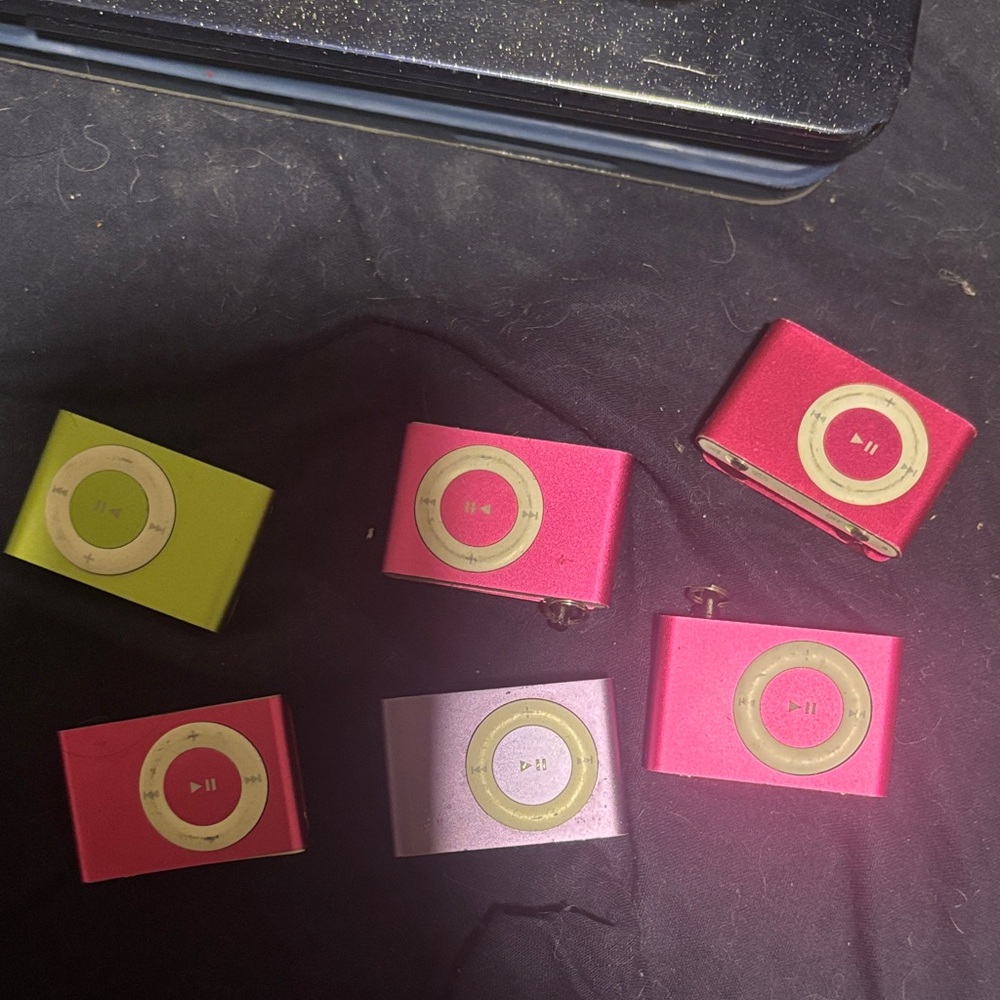 Colorful Clip-On MP3 Players